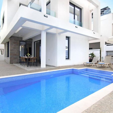 Villa Queen Isabella Protaras Exteriér fotografie