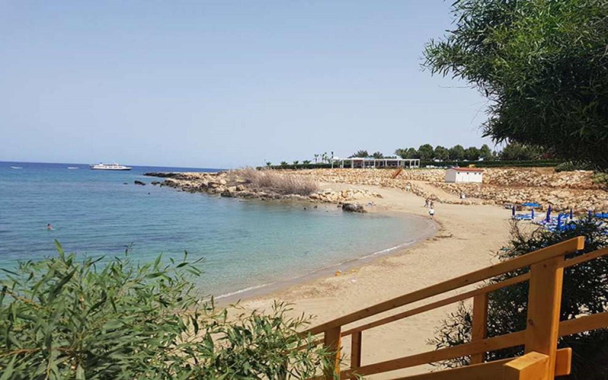 Villa Queen Isabella Protaras Exteriér fotografie