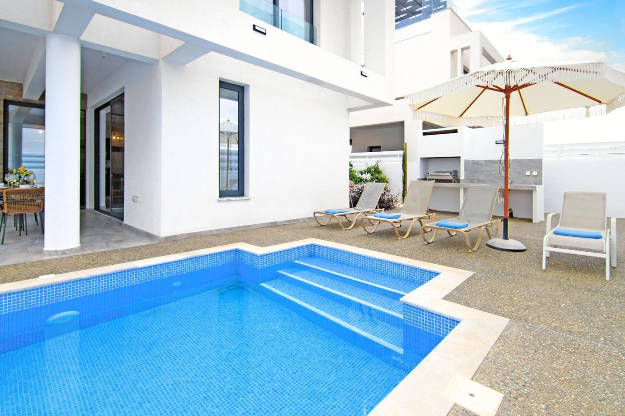 Villa Queen Isabella Protaras Exteriér fotografie